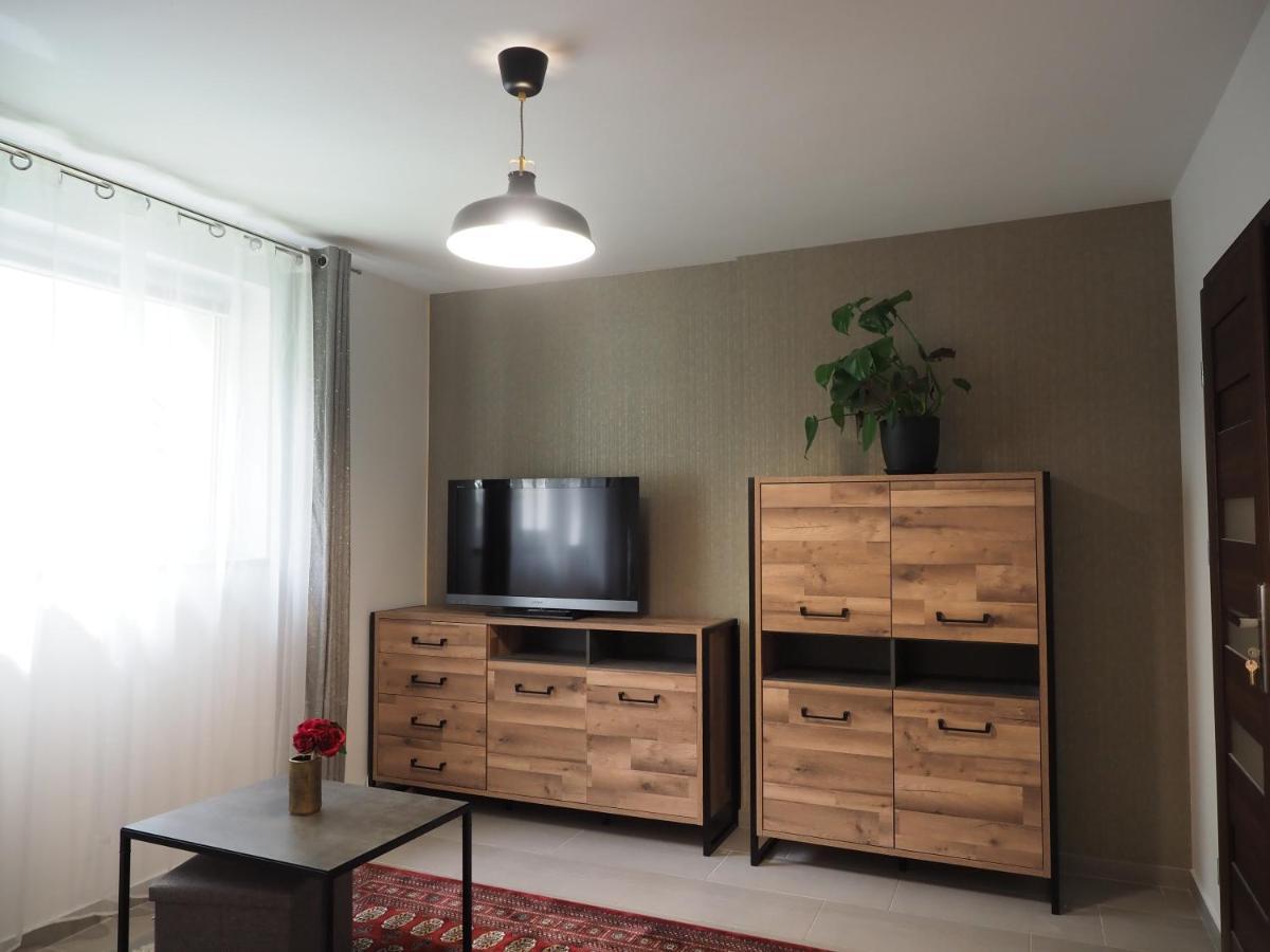Adobe Apartment - Przytulny I Free Parking Wroclaw Luaran gambar
