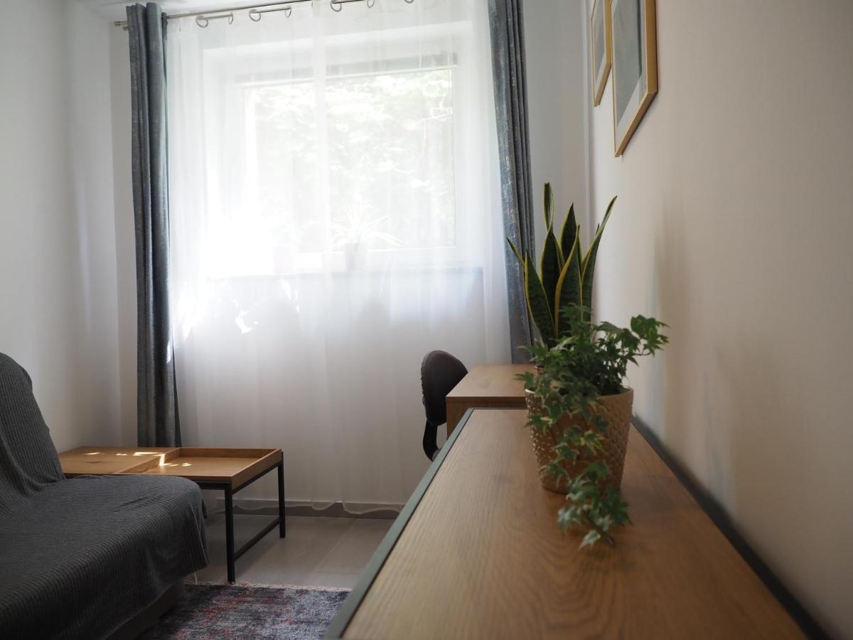 Adobe Apartment - Przytulny I Free Parking Wroclaw Luaran gambar